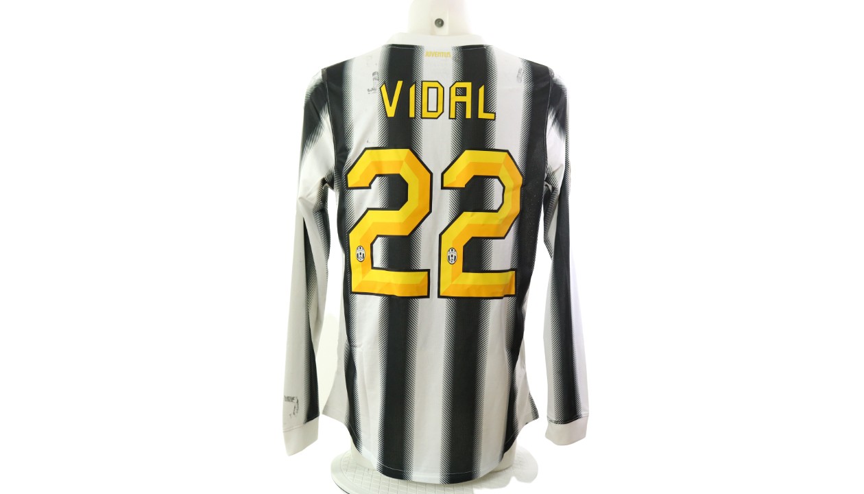 Nuova maglia Juventus 2012, la doppia proposta retrò di JMax - Foto