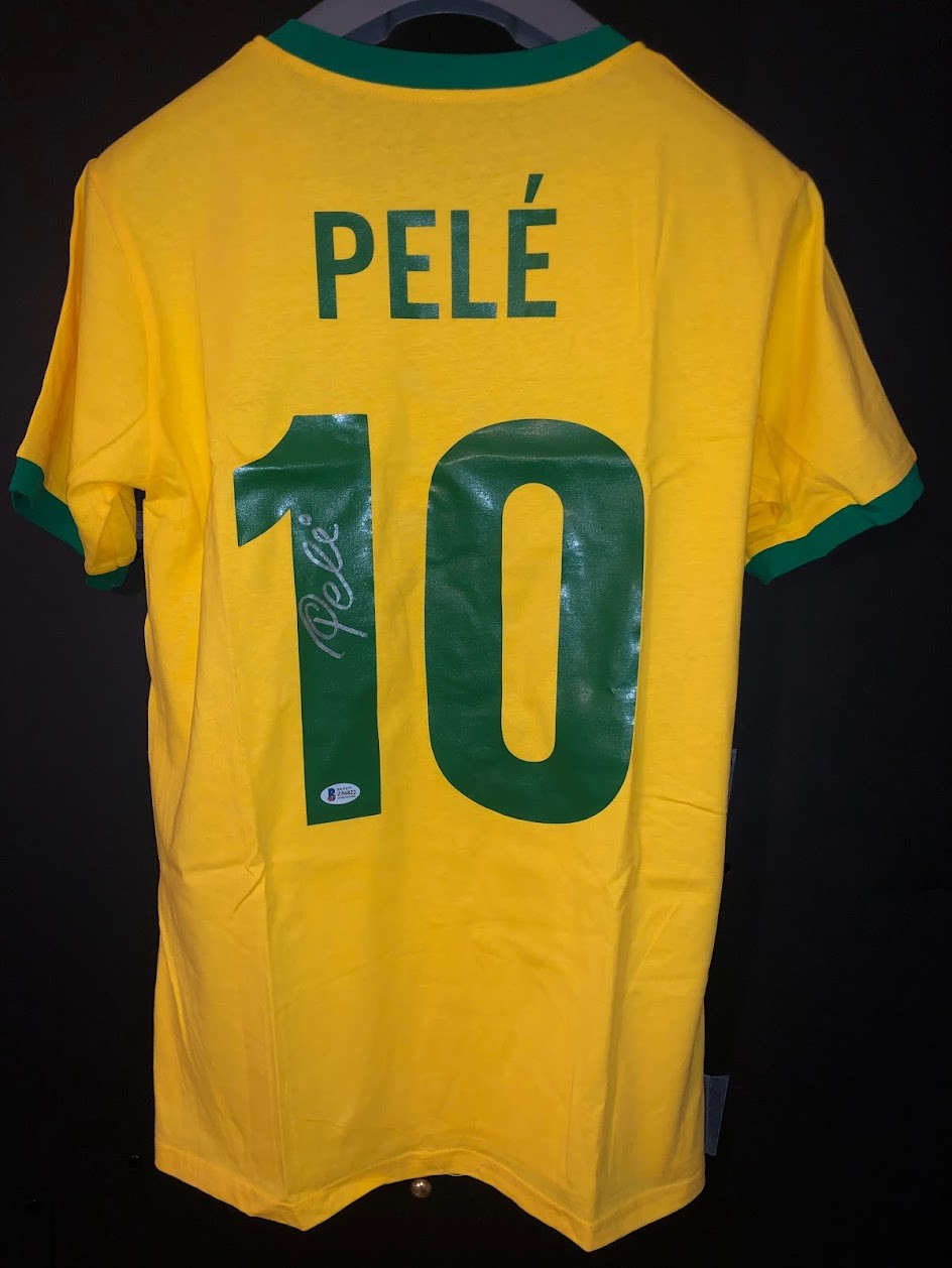 Pelé Brazil Signed Shirt - CharityStars