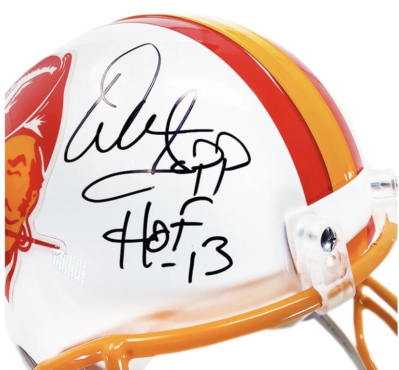 Warren Sapp Signed Tampa Bay Buccaneers Throwback 76-96 Football Helmet -  CharityStars