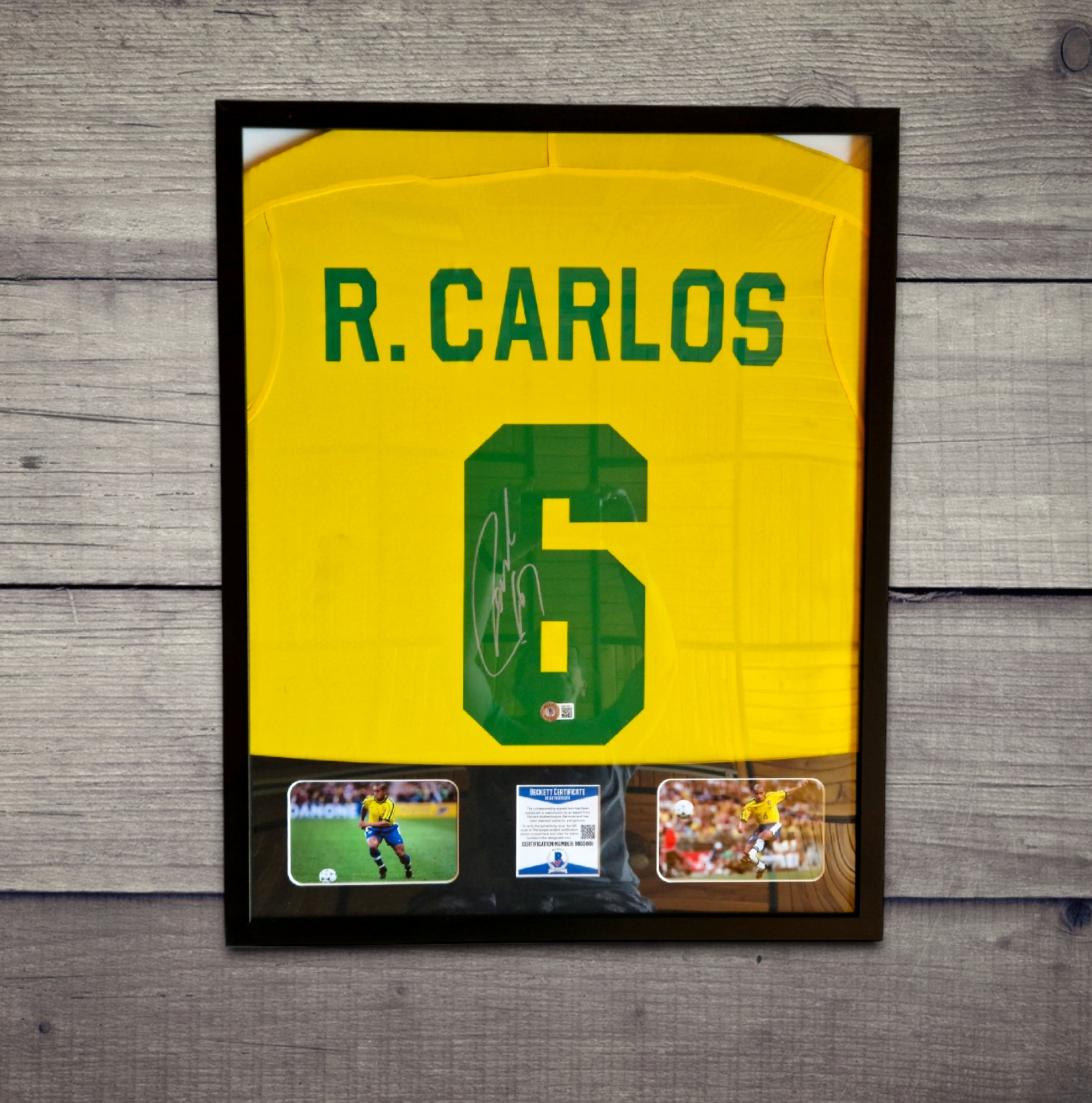 Roberto Carlos' Brazil Signed and Framed Shirt - CharityStars